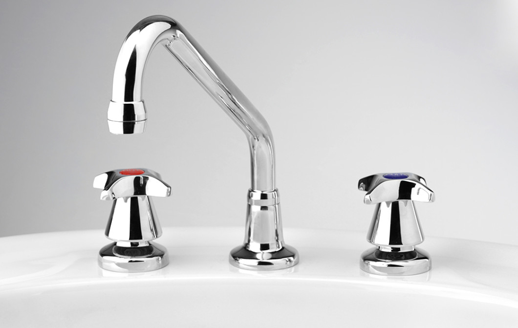 Photo: CE4338 in Chrome Plate (CP) finish