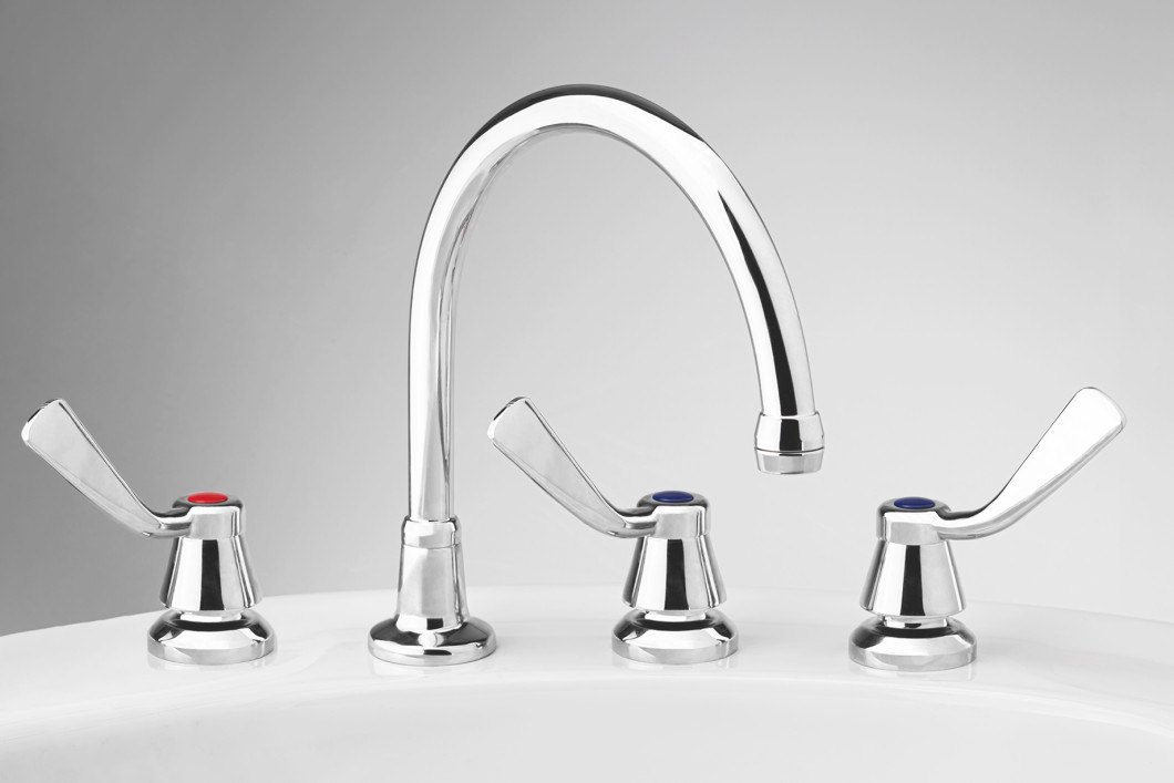 Photo: CL4660 in Chrome Plate (CP) finish with 115mm Levers