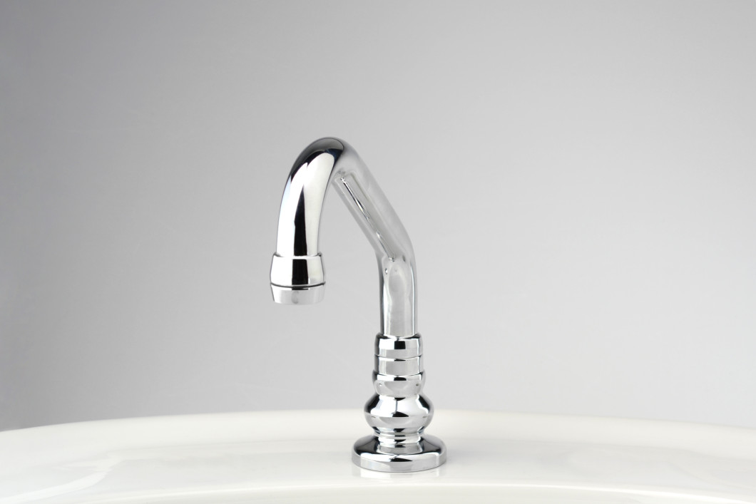 Photo: HE6032 in Chrome Plate (CP) finish