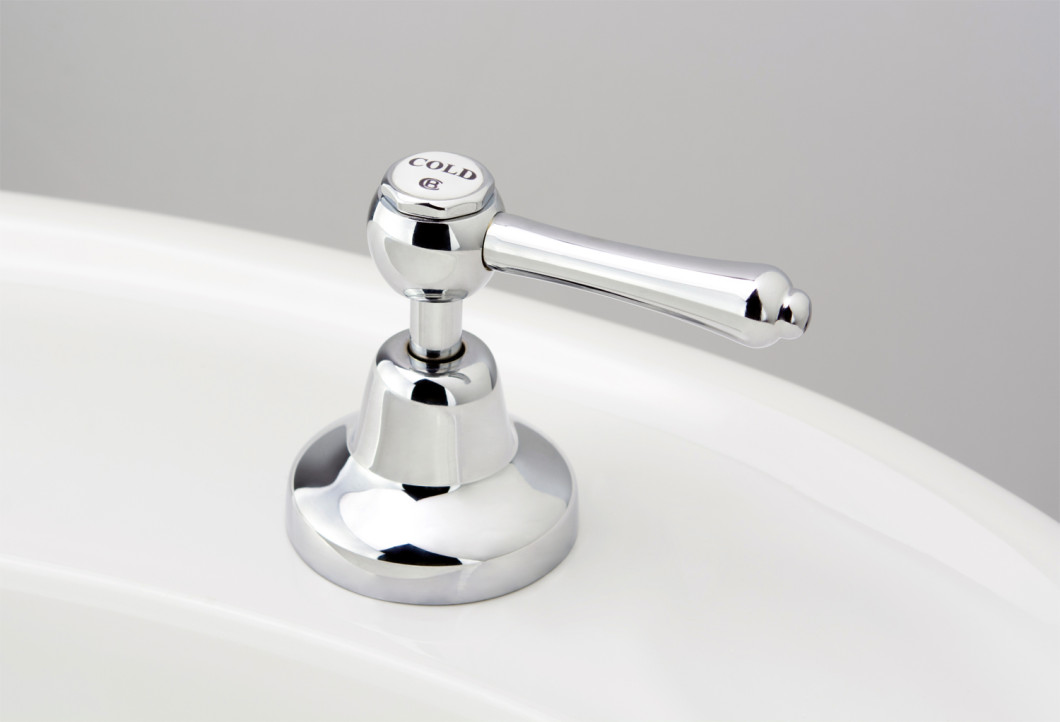 Photo: RL2533 in Chrome Plate (CP) finish, Cold Indicator shown
