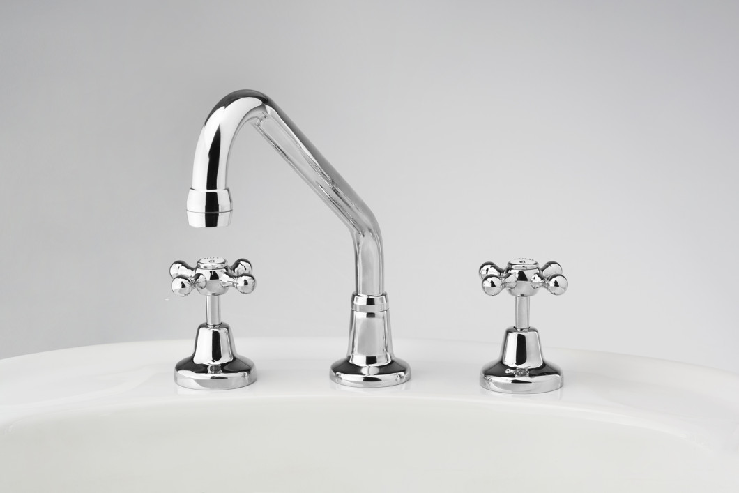 Photo: RU4338 in Chrome Plate (CP) finish