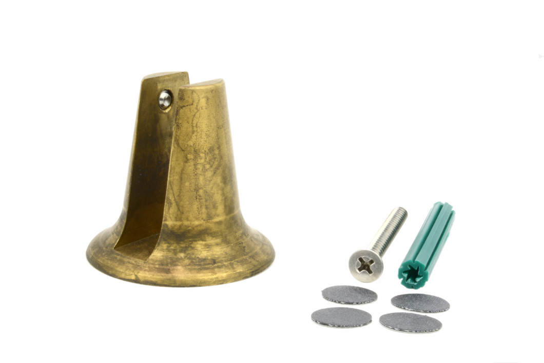 Photo: RU7098 in Raw Brass (RB) finish - colours will vary for this item in this finish
