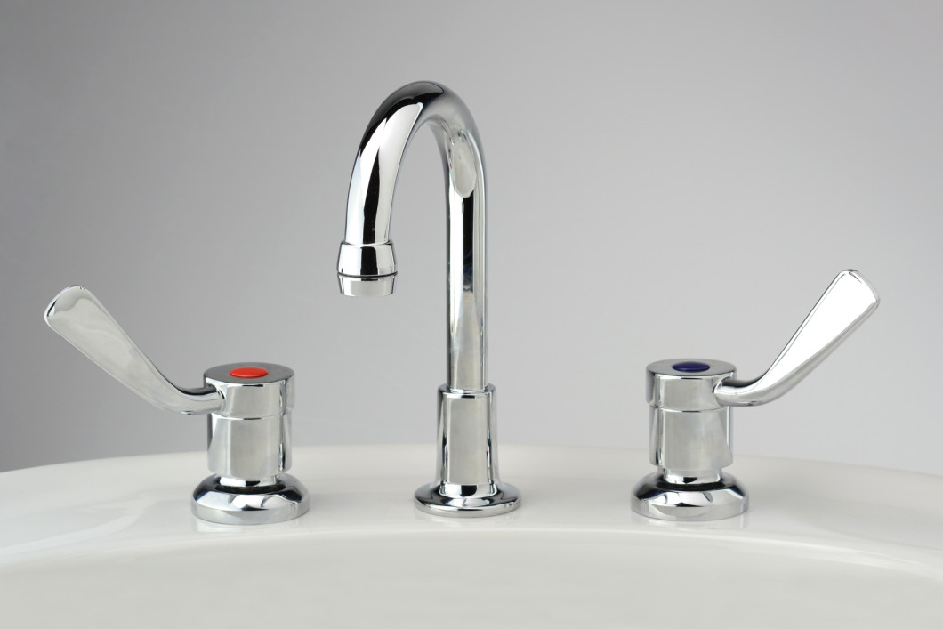 Photo: TF4515 in Chrome Plate (CP) finish with 115mm Levers