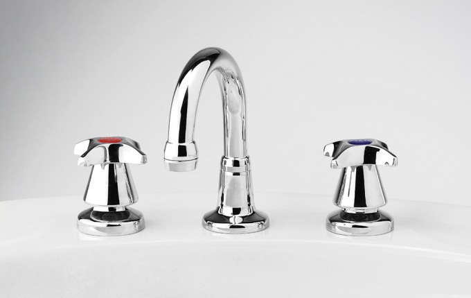 Photo: CE4012 in Chrome Plate (CP) finish