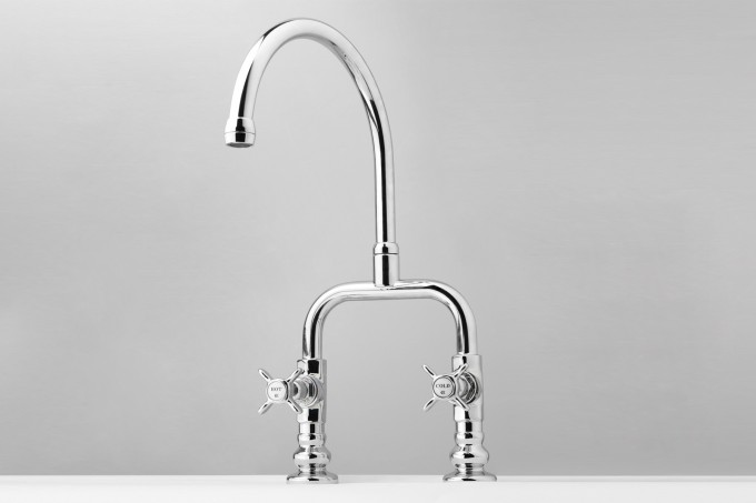 Photo: HE9361 in Chrome Plate (CP) finish