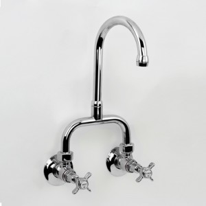 Heritage Exposed Wall Sink Set with LB10 Gooseneck Outlet