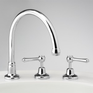 Roulette Lever Hostess Sink Set with Swivel Gooseneck Outlet