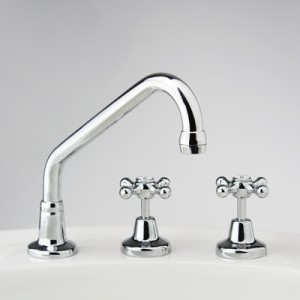 Roulette Hostess Sink Set with Swivel Upswept Outlet