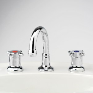 Torrens Capstan Basin Set with Swivel Gooseneck Outlet