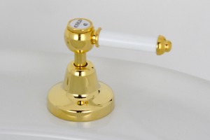 Photo: RL2528 in Antique Brass (AB) finish with White Lever Insert Upgrade (LCNS), Cold Indicator shown