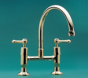 Photo: RL9362 in Antique Brass (AB) finish