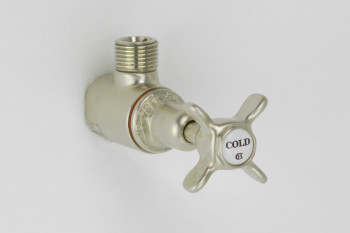 Photo: HE0049 in Brushed Nickel (BN) finish