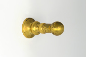 Photo: HE7015 in Raw Brass (RB) finish