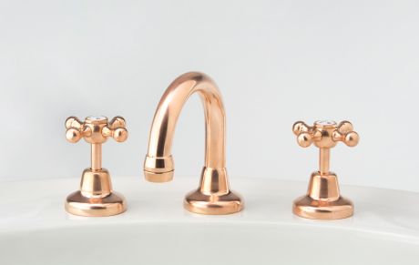 Roulette Basin Set with Fixed Gooseneck Outlet in Dull Copper finish immediately after manufacture